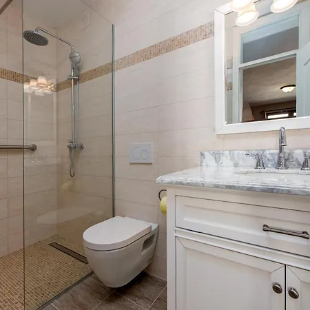 Apartment Bellevue Mare Luxury - By Ta Leut Agency Privlaka (Zadar)