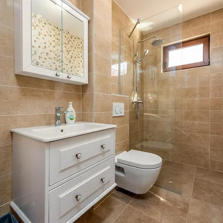 Bellevue Mare Luxury - By Ta Leut Agency * Privlaka (Zadar)