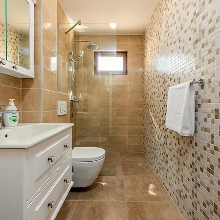 Apartment Bellevue Mare Luxury - By Ta Leut Agency