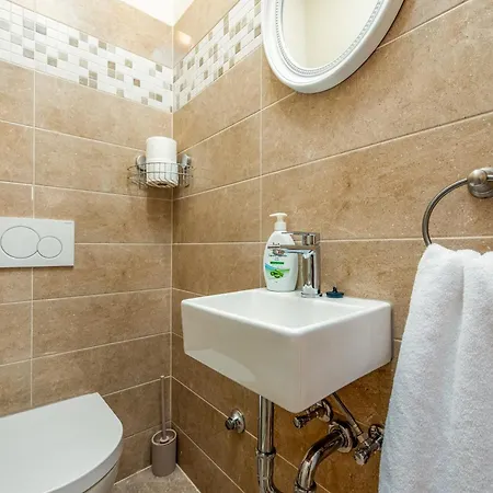 Apartment Bellevue Mare Luxury - By Ta Leut Agency Privlaka (Zadar)
