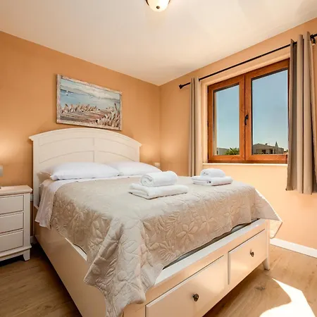 Bellevue Mare Luxury - By Ta Leut Agency